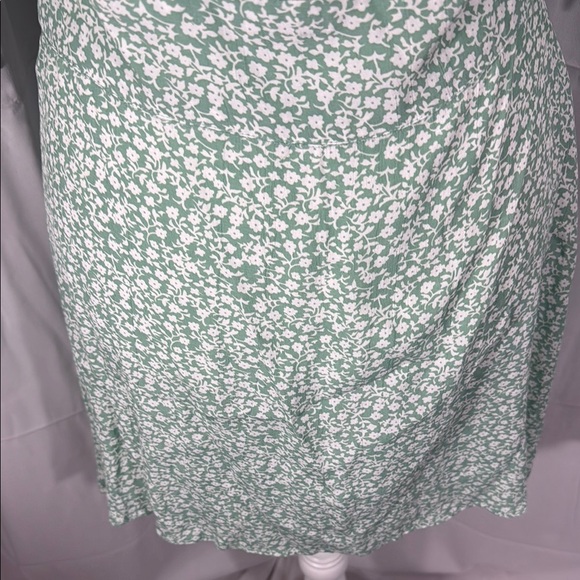 Faithfull The Brand Mariann Green Floral Button Mini Dress Size 6 (M) - Picture 9 of 10